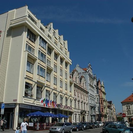 Hotel Central Пилзен Екстериор снимка