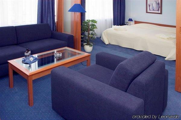 Hotel Central Пилзен Стая снимка