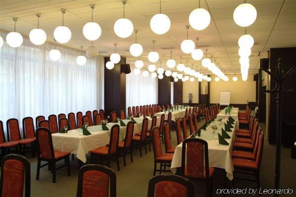 Hotel Central Пилзен Съоръжения снимка